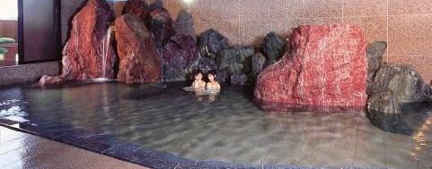 第二の新巨石風呂「鶴亀の湯」